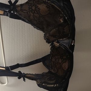 44DD cacique bra black with underwire